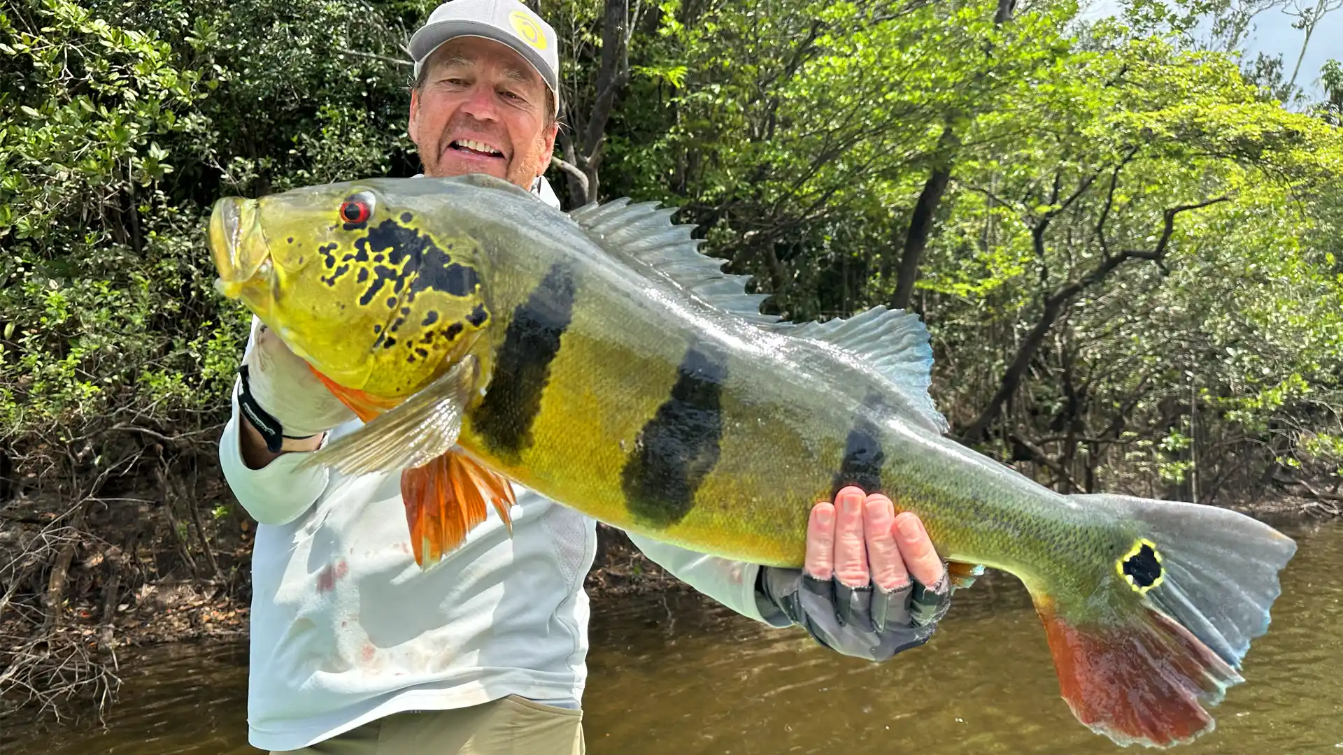 Dave with an Agua Boa Peacock Bass Agua Boa Peacock Bass