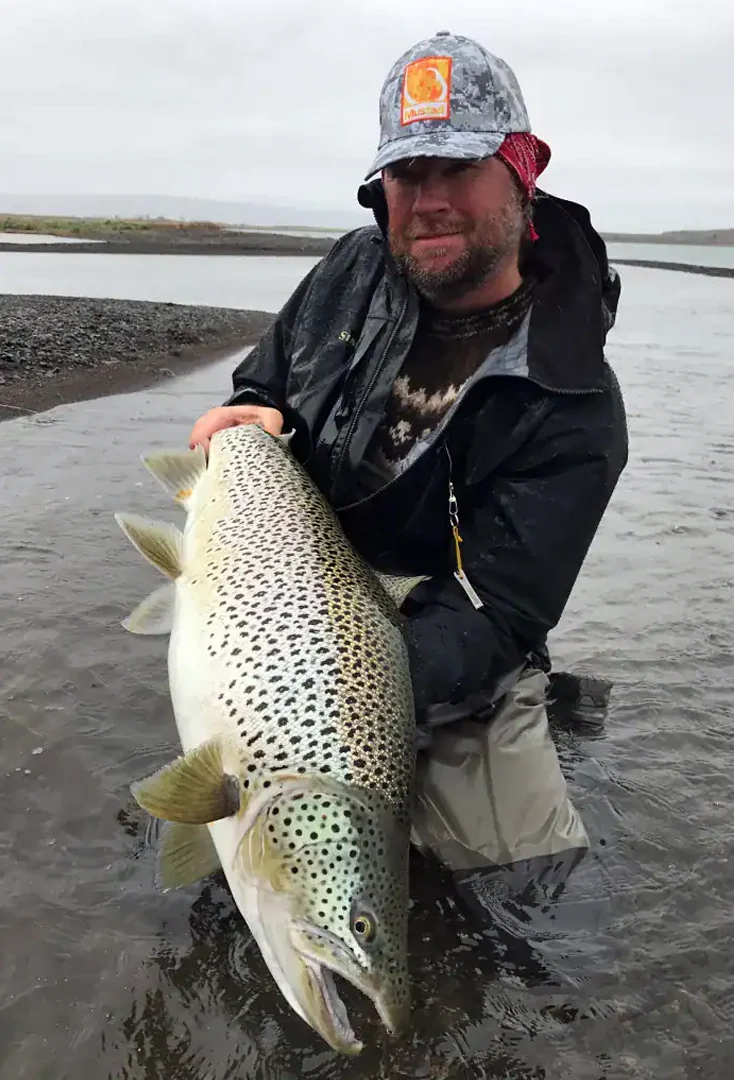 ION Beat Angler with Brown Trout From Villingavatn